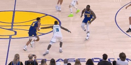 体育数据-克雷先声夺人普尔一锤定音 无库勇士进攻绽放光芒