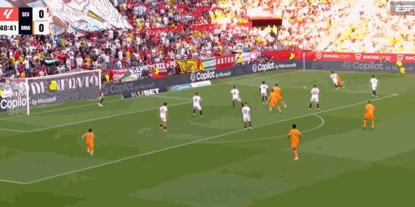 KAIYUN体育APP-【西甲】皇马2比0客胜九人塞维利亚，姆巴佩贴地斩