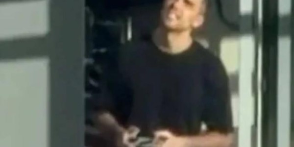 开云体育下载-罗德里玩无人机遭投诉，邻居担心隐私被侵犯