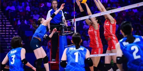 开云体育下载-中国女排完败于日本，朱婷总结全队表现非常糟糕